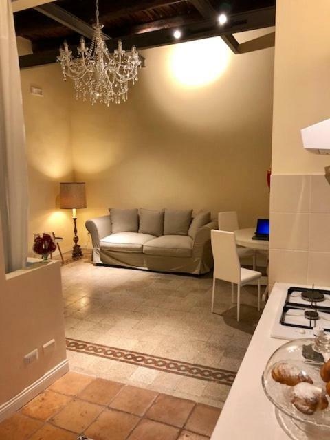 Duomo184 Apartment Napoli Bagian luar foto